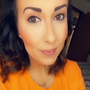 Meet your Posher, Ciara